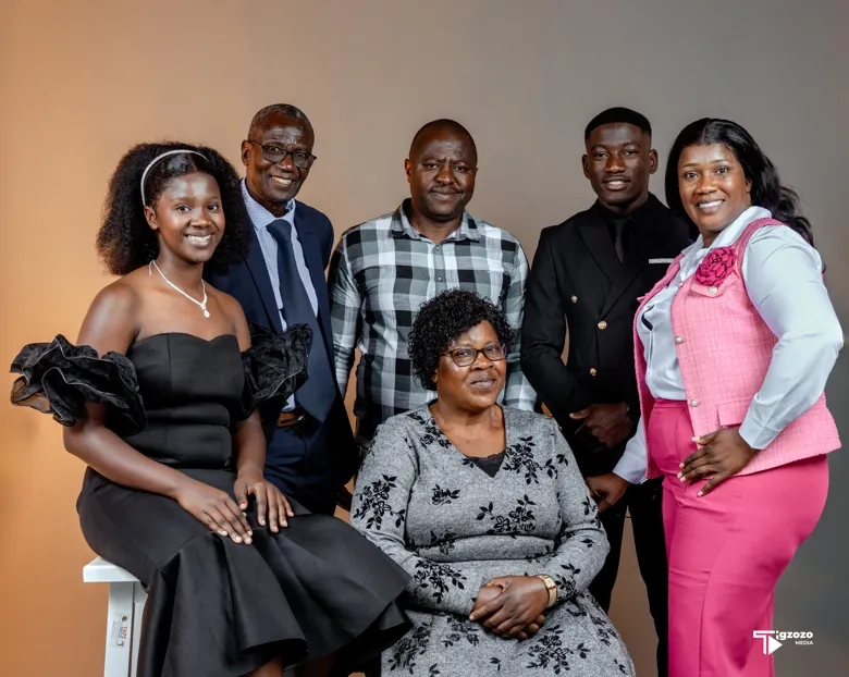 Tigzozo media family photo 1